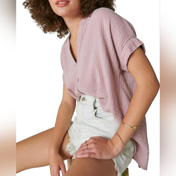 Anthropologie Tops - Pink Flowy cotton flower stitched flowy top blouse